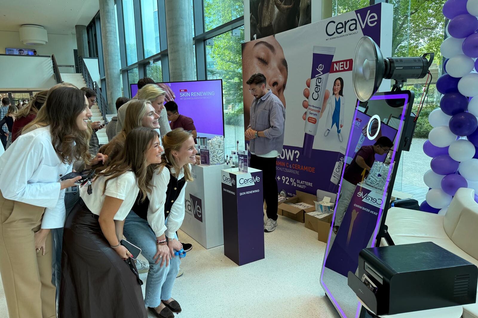 Mirrorbooth Fotospegel Mirror booth gadplan maywald cerave