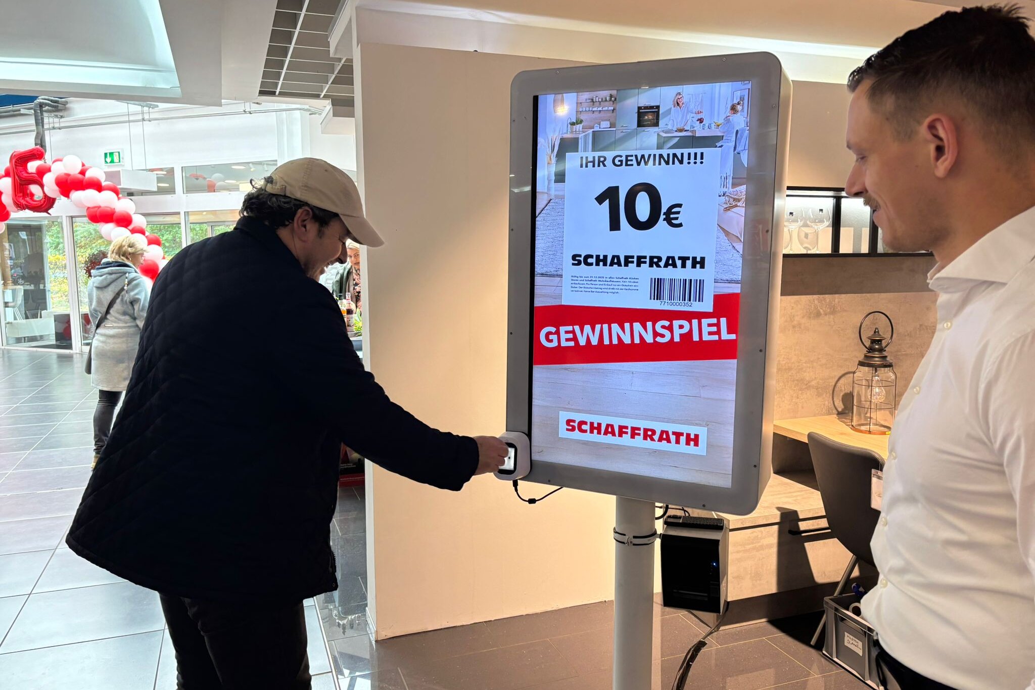 Slot Machine Gewinnspielaktion Point of Sale Schaffrath gadplan Scan win