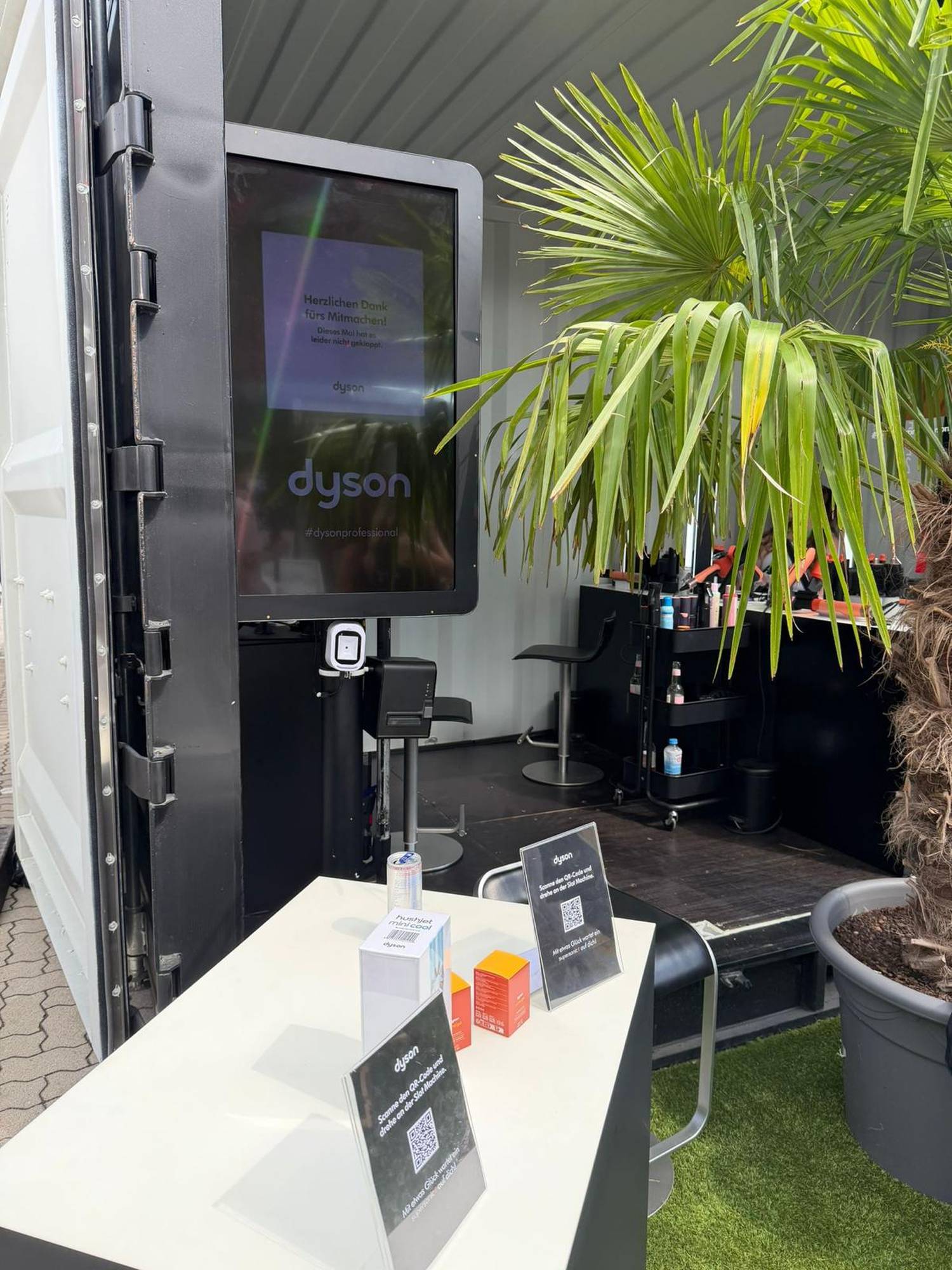 Slot Machine gadplan Dyson Gewinnspielaktion