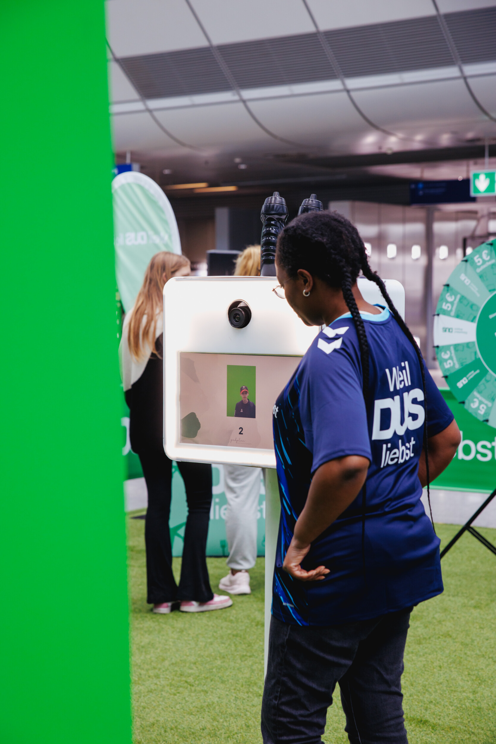 KI Fotobox Fußbal Photobooth gadplan Flughafen Düsseldorf Lieblingsagentur