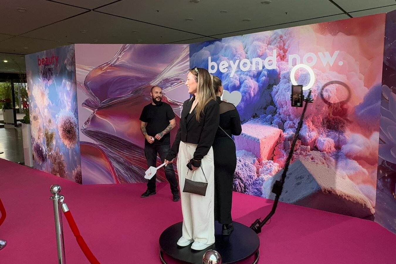 Spinbooth 360 grad Kamera gadplan 360 Booth Beauty Düsseldorf