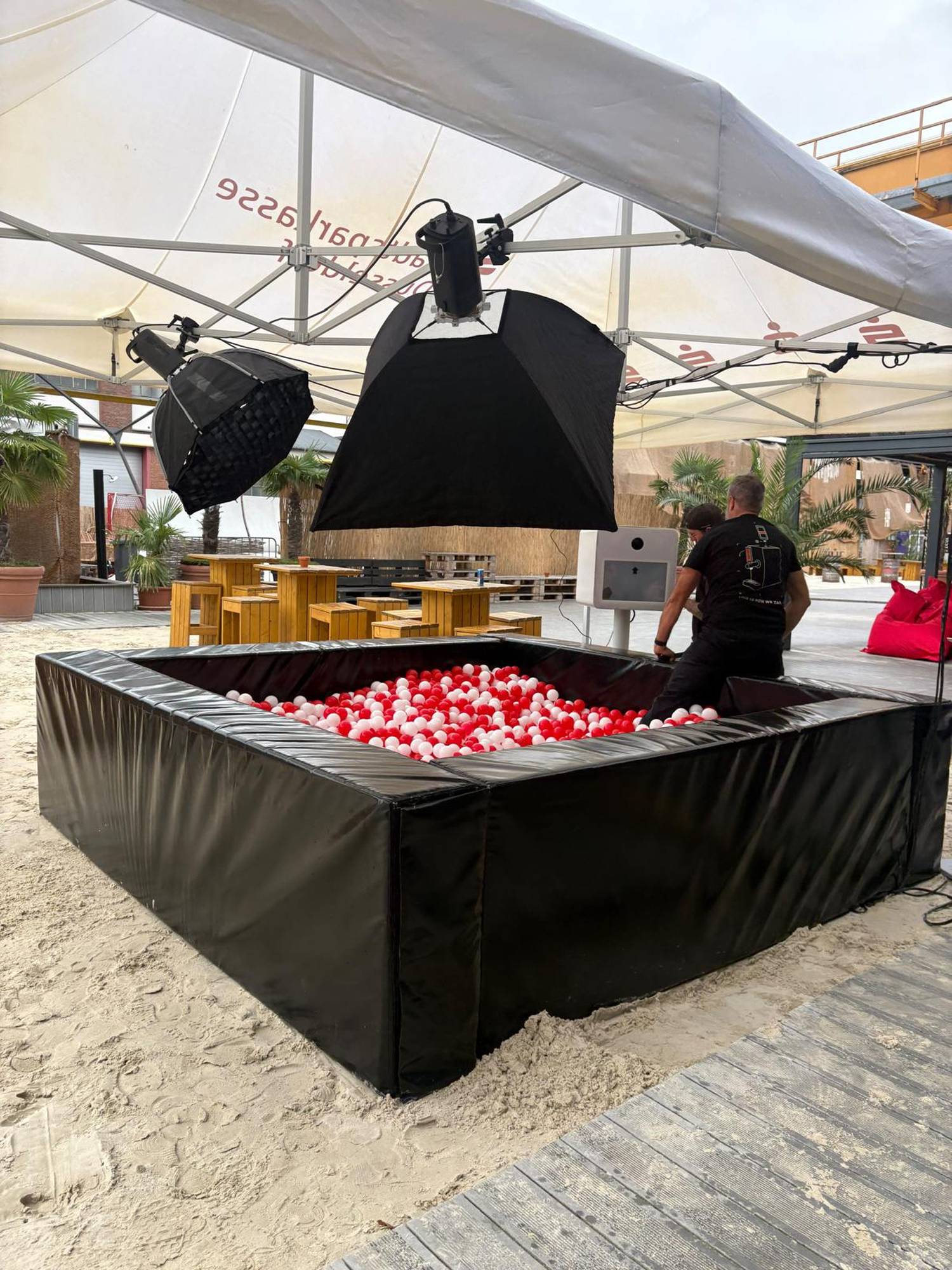 Bällebad Fotoaktion Bällebad Fotobox Bällebad event gadplan Sparkasse Rheinriff